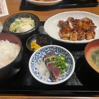 鶏炭火焼定食(四国SAKABA 本町店)