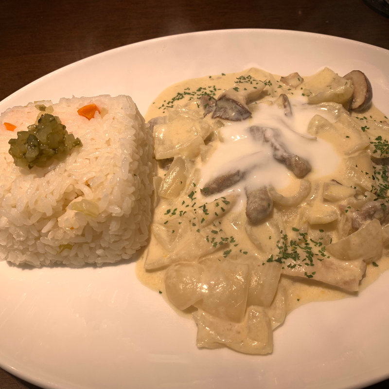 生クリーム仕立てのビーフストロガノフ(グリフィンズ・ガーデン)