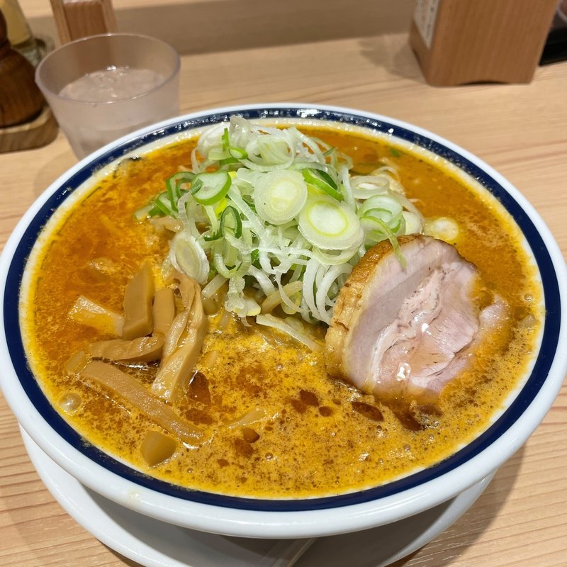 濃厚味噌らーめん(玉(ぎょく) 新宿店)