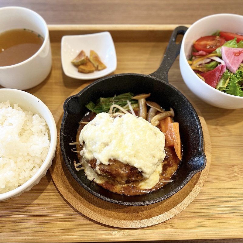 チーズハンバーグ(JOYS TABLE Dining＆Cafe)