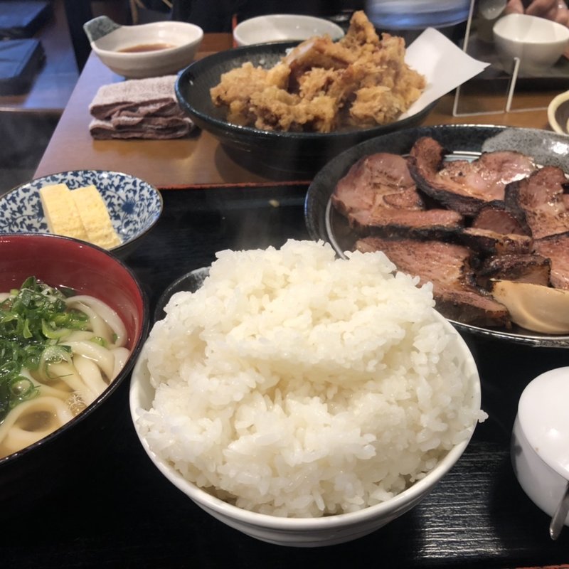 炙りチャーシュー定食(讃岐麺房 すずめ )