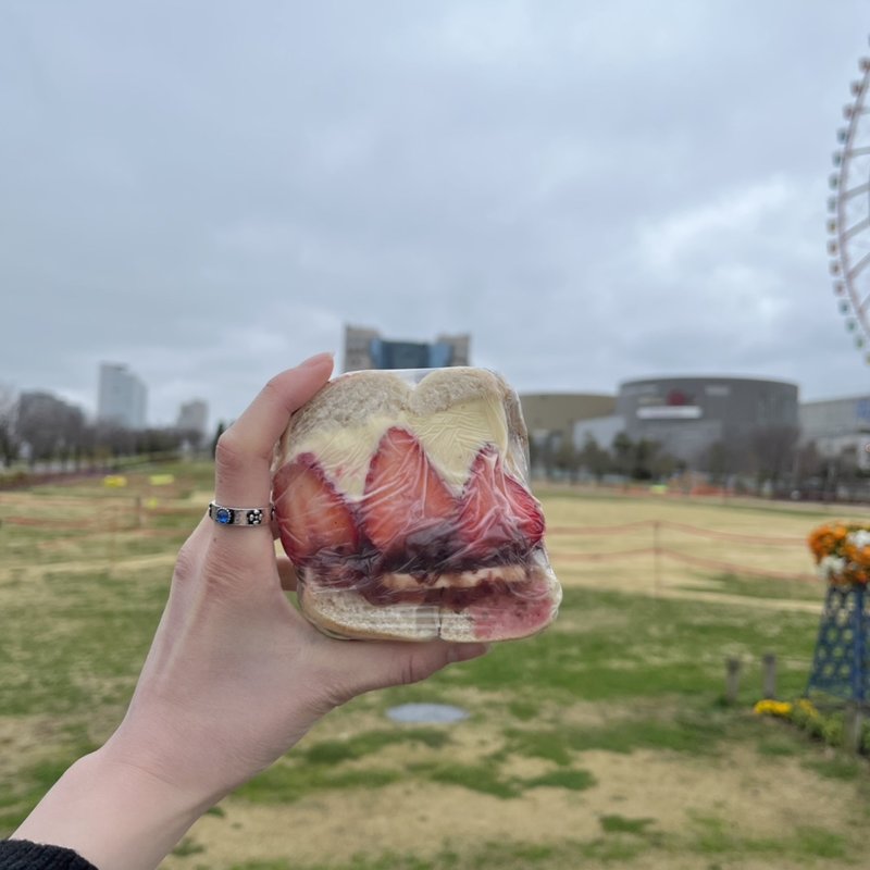 いちごあんバタークリーム(トゥルナージュ 神宮前店)