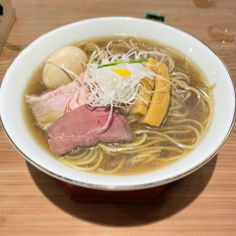 清湯そば　味玉入り(かね田)