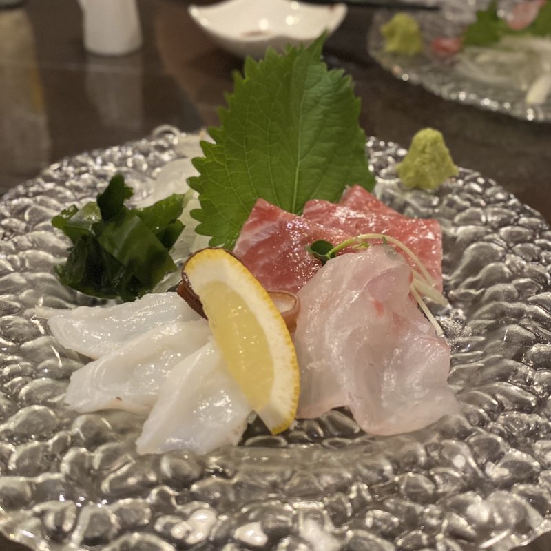 お刺身3種盛り(黒鮪大トロ、鯛、タコ)(すき焼き Dining COPAIN)