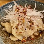 茹で鶏皮(サケトメシ 百春)