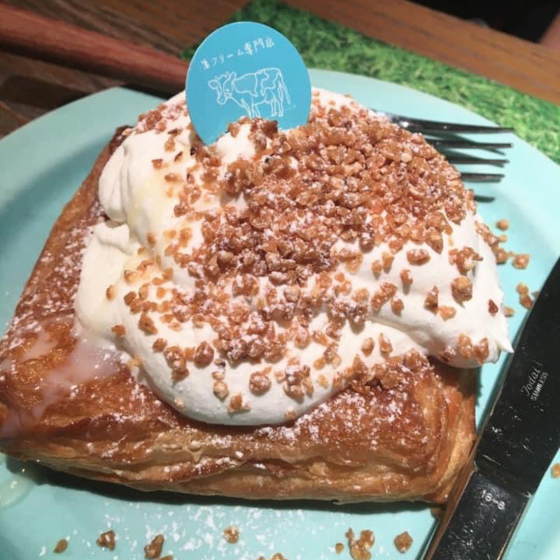 生クリーム林檎パイ(生クリーム専門店 ミルク 横浜店)