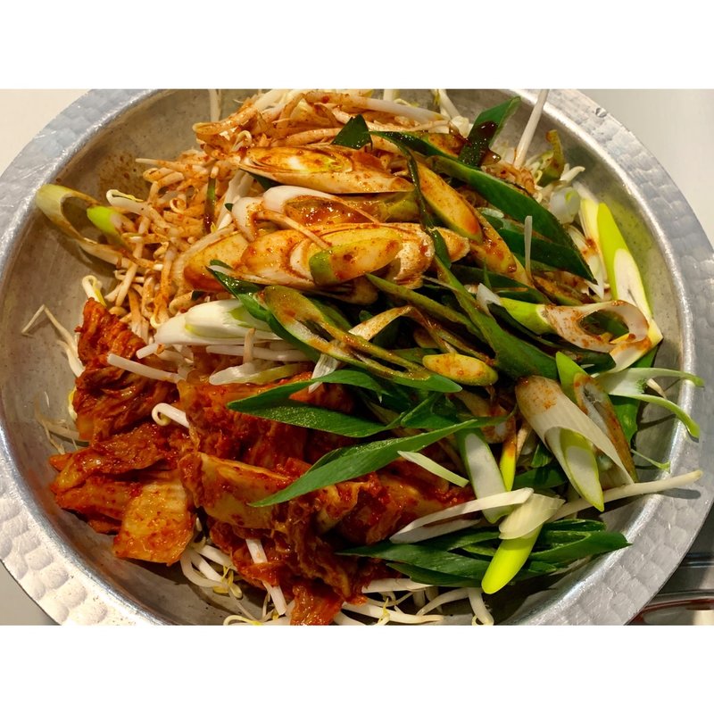 本日のおすすめ　ピリ辛鍋(おうちごはん わりかん)