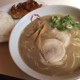 ラーメン定食(一久 岬店 )