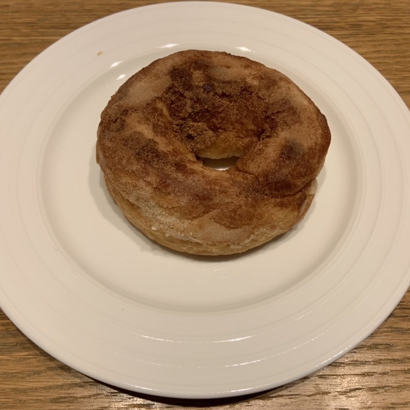 シナモンドーナツ(とらやベーカリー )