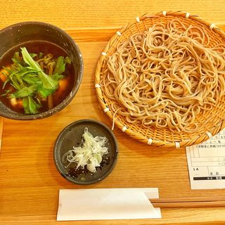 京野菜と赤鶏つけ汁蕎麦(石臼挽きそば 石楽 豊洲店)