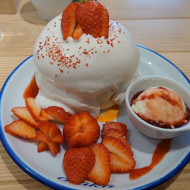 マスターの気まぐれパンケーキ(茶香 （チャカ）)