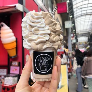 濃厚ミルク×モカコーヒーミックスソフトクリーム(ice tokyo アイストウキョウ)