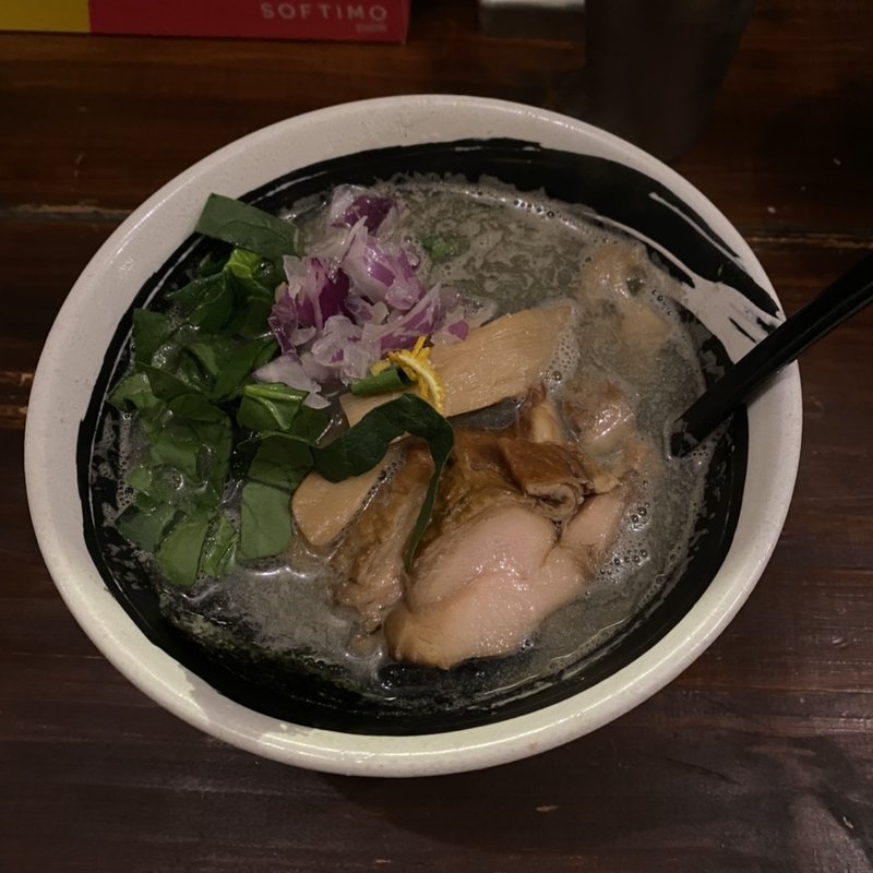 塩煮干しそば(麺場 ハマトラ 日吉店)