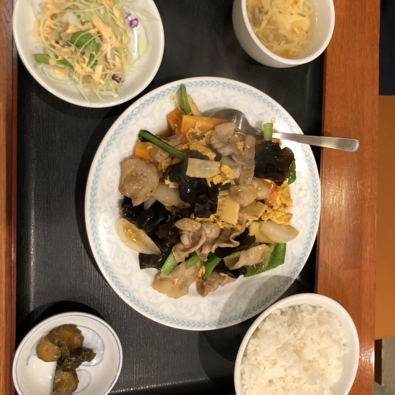 キクラゲと玉子と豚肉炒め定食(廣聚隆)