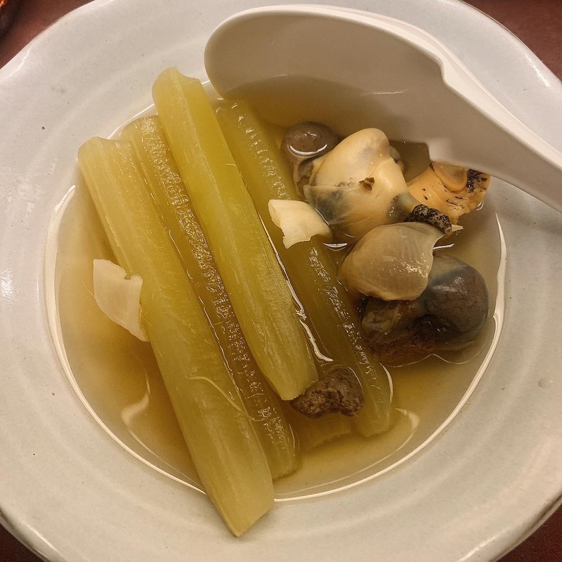 バイ貝とフキ(山さん （やまさん）)