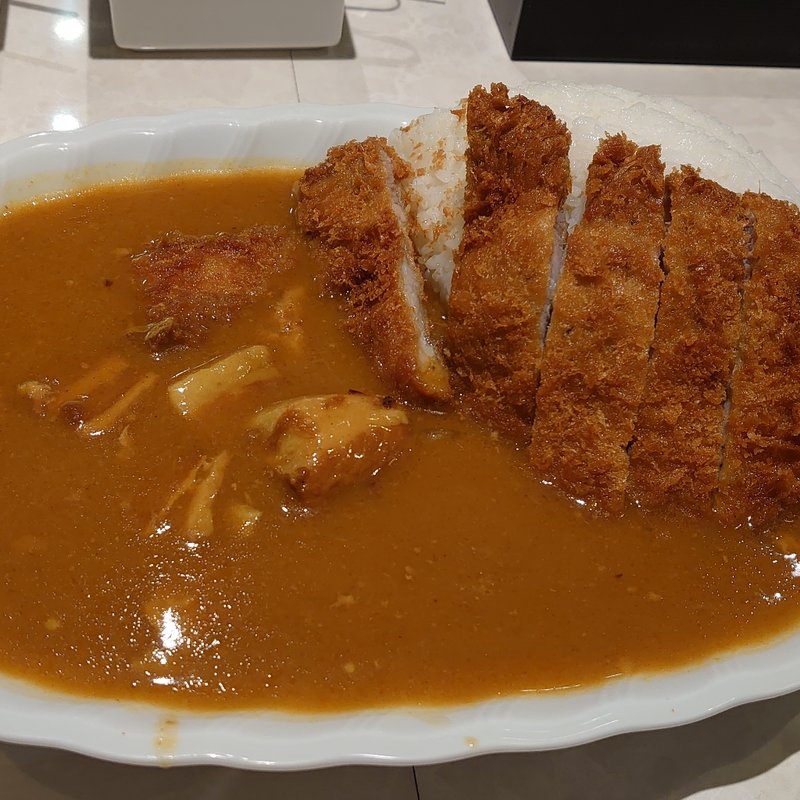 カツカレー大盛(モンスナック 新宿野村ビル店)