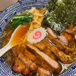 パーコ麺 濃口醤油味(らーめん くじら軒 横浜本店 )