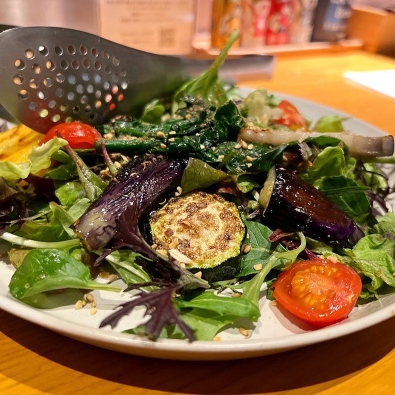 焼き野菜サラダ(鉄板＆ワイン 侘家三昧)