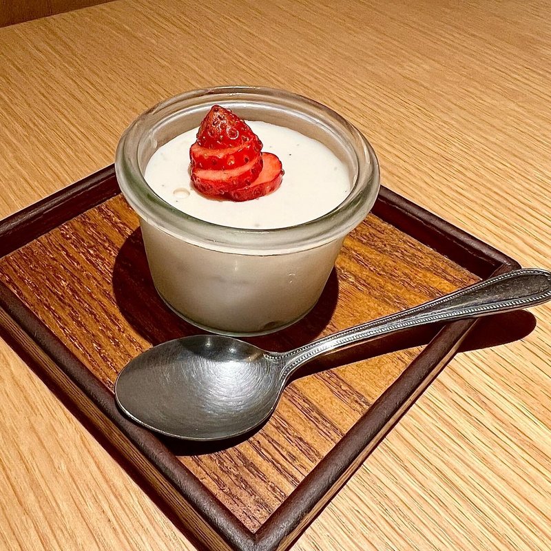 イチゴのブランマンジェ(南渋谷 なみの上)