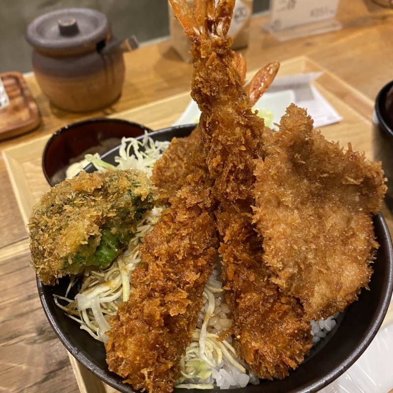 合いもり丼＋ブロッコリー(新潟カツ丼　タレカツ　池袋西口店)