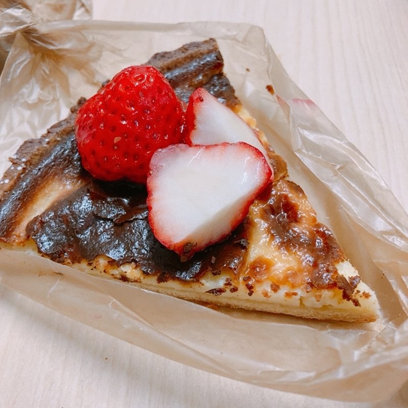いちごのチーズタルト(GRIND BAKERY )