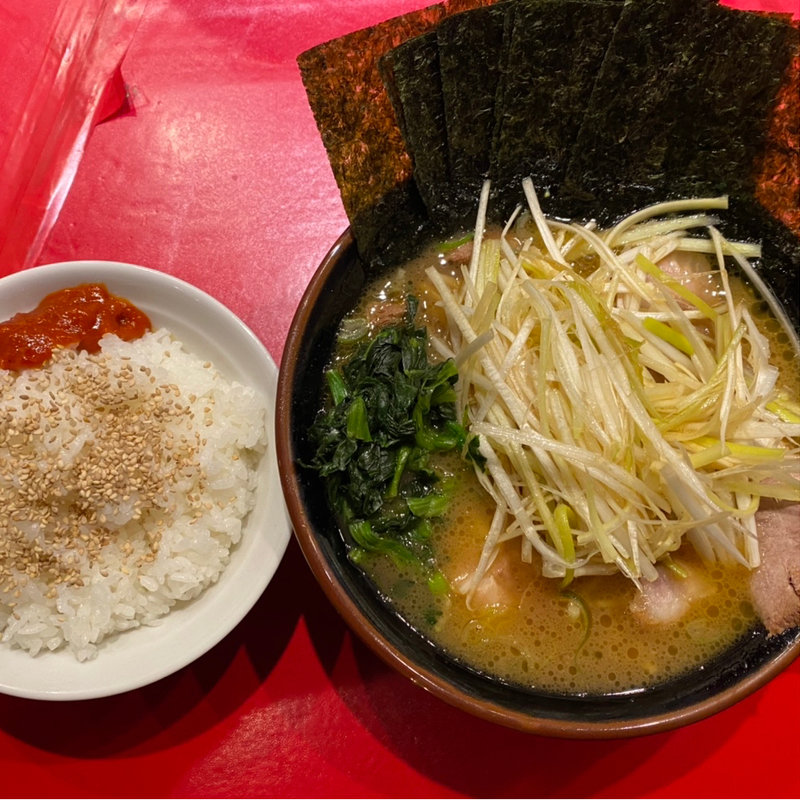 ネギラーメン(横浜家系ラーメン山崎家)