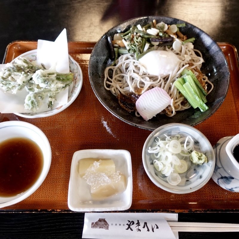 春のぶっかけそば(お食事処 やまへい )