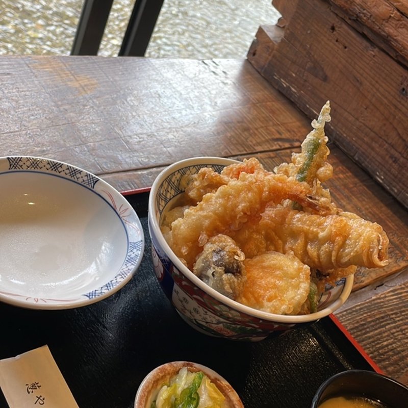 はみ出し天丼(並)(葱や平吉 高瀬川店 （ねぎやへいきち）)