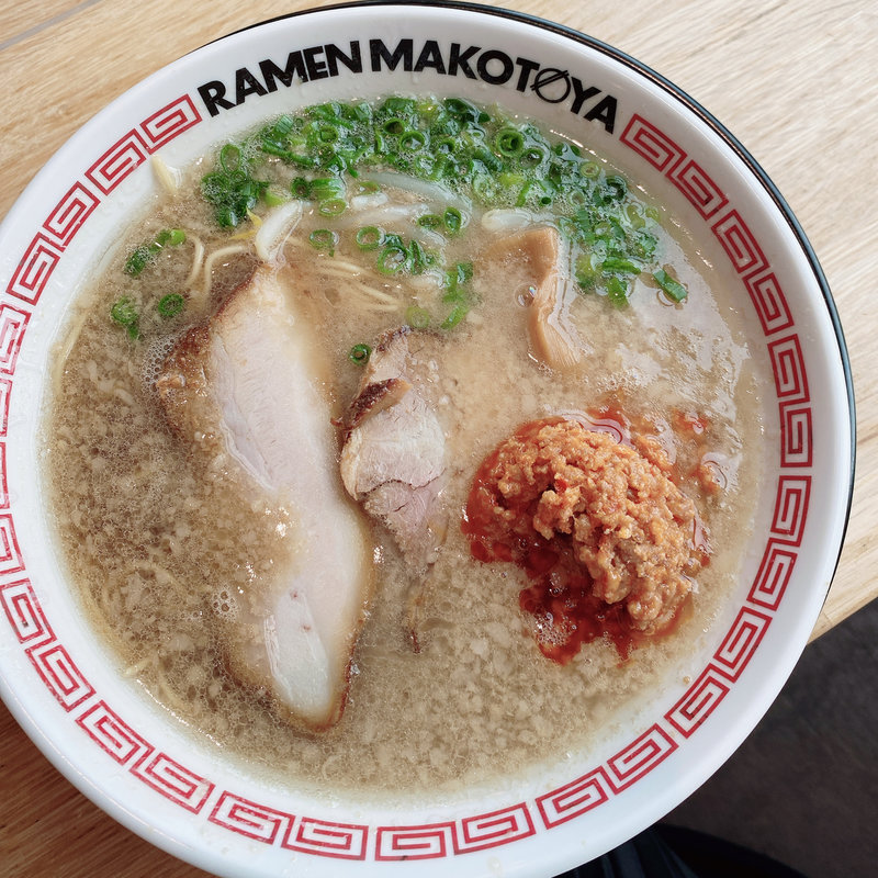 ピリ辛背脂醤油ラーメン(まこと屋　亀岡千代川店)