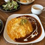 オムライス(カフェ コンフィーネ （cafe confine）)