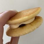 北海道バターと自家炊き餡のパンケーキ