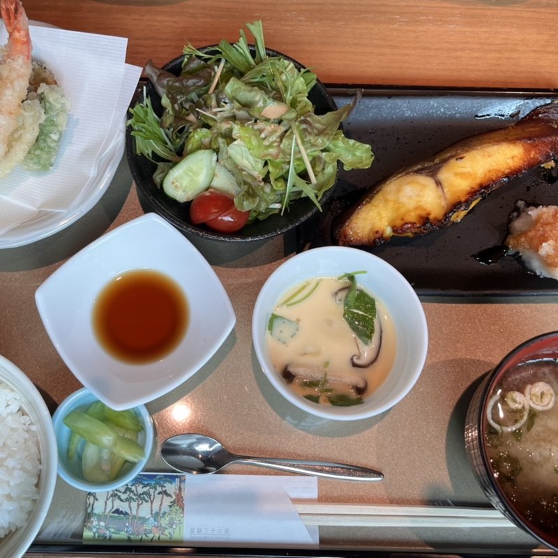 焼き魚定食(麻布箪笥町 天涼庵)