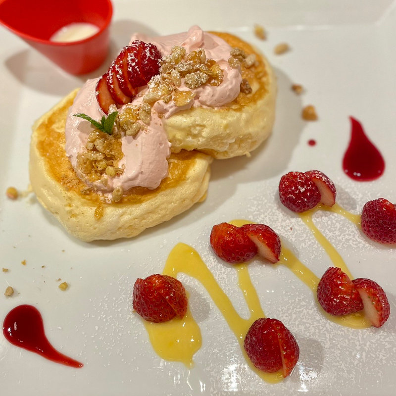 フレッシュ国産いちごのパンケーキ(むさしの森珈琲 朝霞本町店)