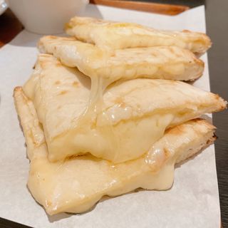 ハニーチーズナン(インドレストラン&バー シタル 泉大津店)