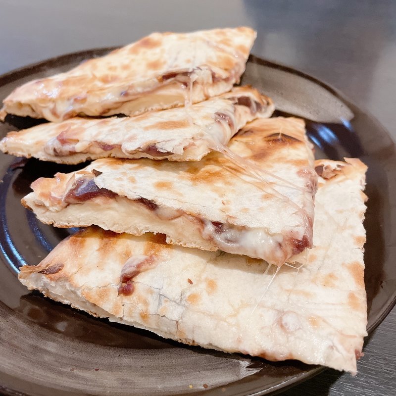 あんこチーズナン(インドレストラン＆バー シタル)