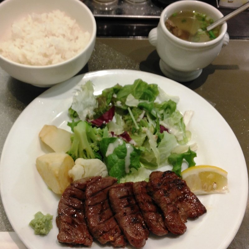 青葉亭セット(青葉亭 エスパル店 （【旧店名】COMPTOIR 青葉亭）)