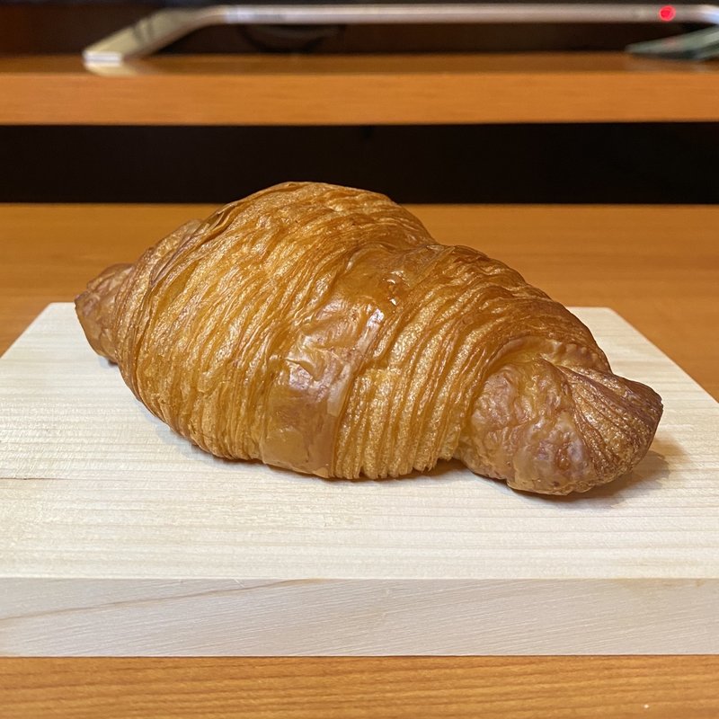 クロワッサン(プレーン)(麦香奏KANADEselect)