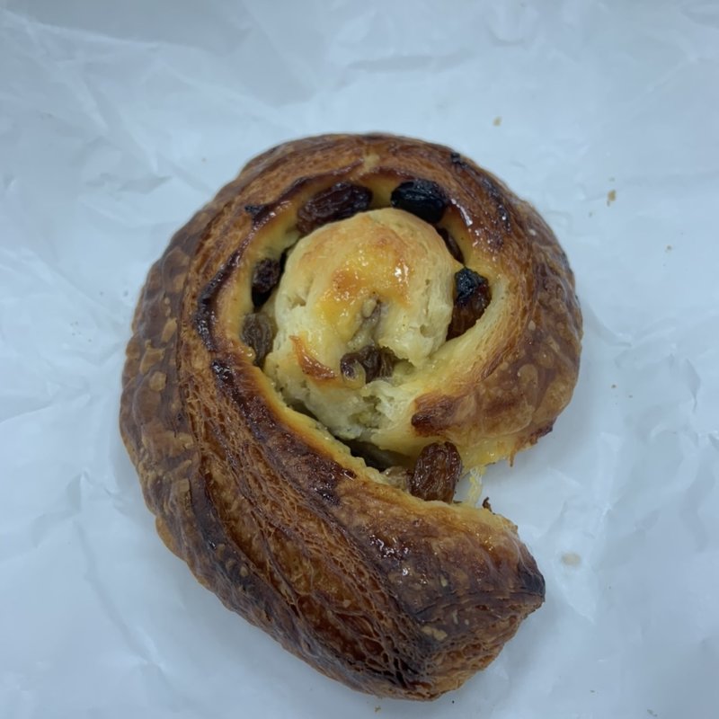 パン・オ・レザン(トシオークーデュパン （Toshi Au Coeur du Pain）)