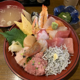 キンタロウ特製　海鮮丼(仙台銀座 金太郎 )