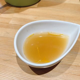 柚子と和出汁【本日の割りスープ】(和風ピンポン竹末)