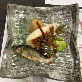 (松魚亭 （しょうぎょてい）)