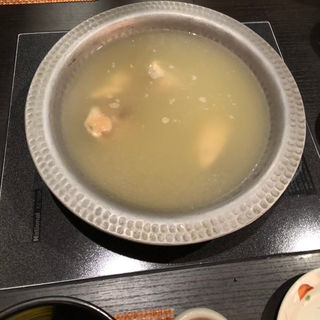 水炊き鍋(博多華味鳥博多駅前)