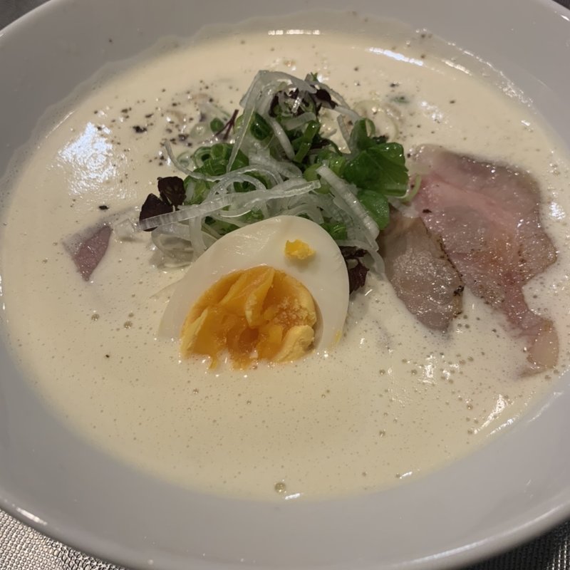 濃厚鶏白湯ラーメン(わげんや )
