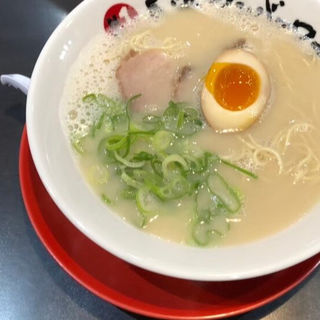豚骨ラーメン(キャナルシティ博多 長浜ナンバーワン)