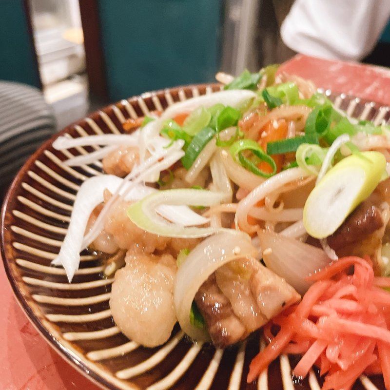 ホルモン炒め(琉球どさんこ しぶ猫)