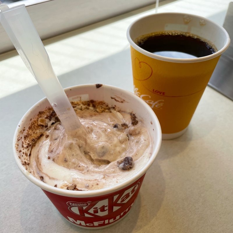 マックフルーリー キットカット(マクドナルド 両国駅西口店)