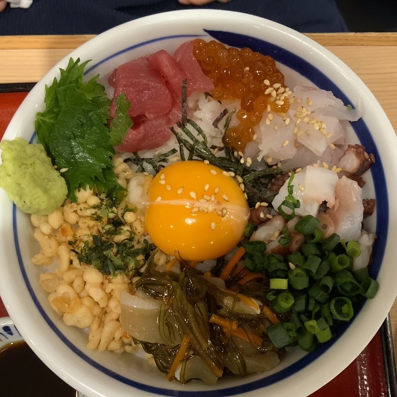 海鮮源ちゃん丼(築地食堂源ちゃん 神保町店 )