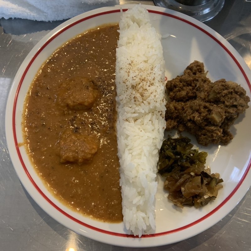 カレー2種盛り(ミクロとくじら 幡ヶ谷)
