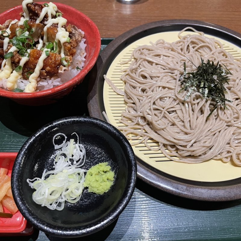 ざる蕎麦とミニマヨから丼(一休)