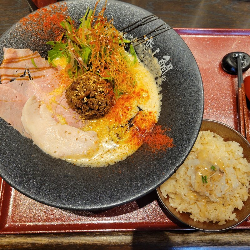 鯛担麺と鯛めしのセット(鯛担麺専門店 恋し鯛)